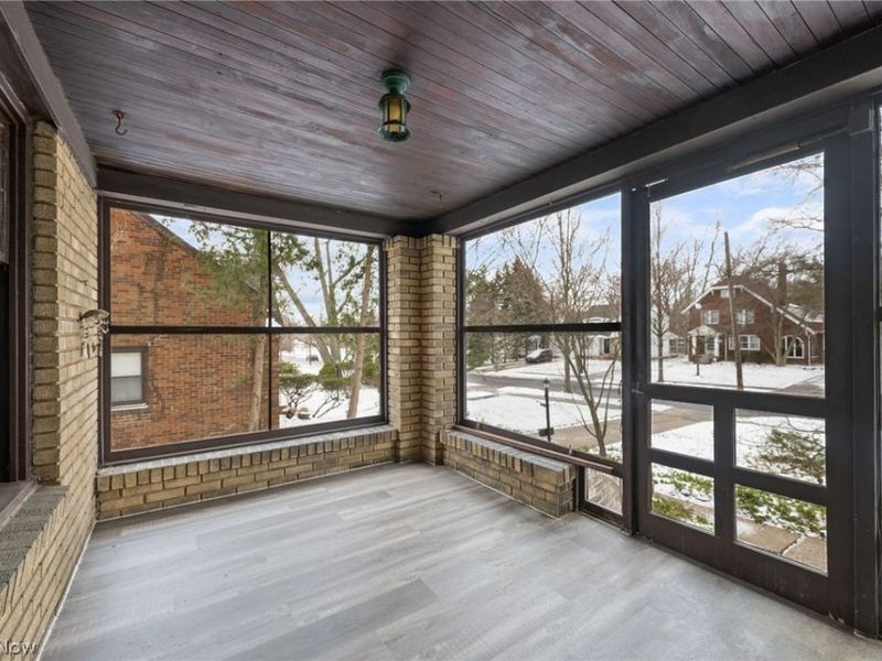 2010 E 226th Street, Euclid, OH 44117 Photo 2