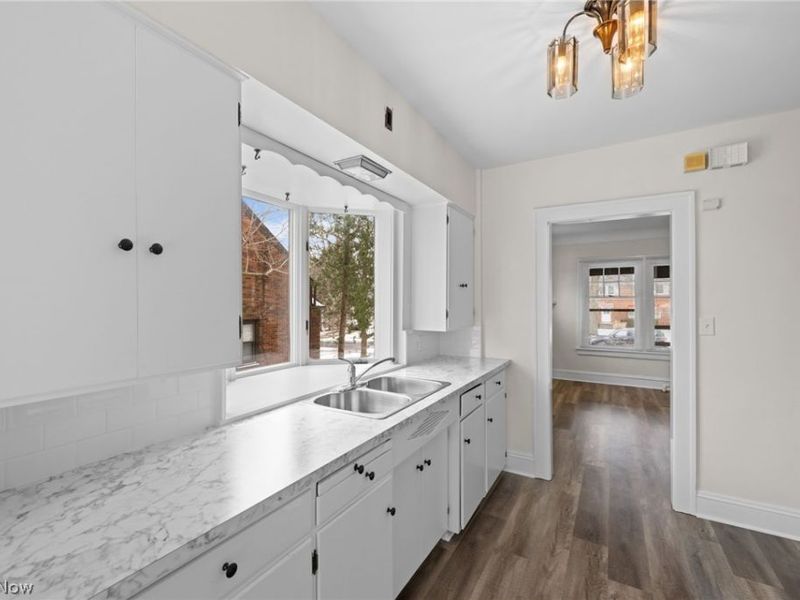 2010 E 226th Street, Euclid, OH 44117 Photo 9