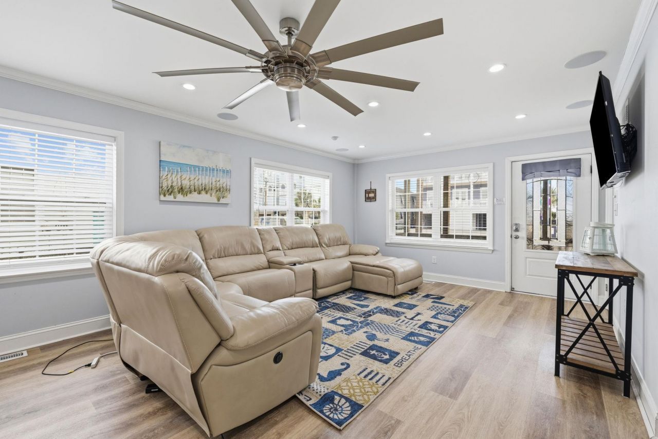 940 S Ocean Blvd. Photo 6