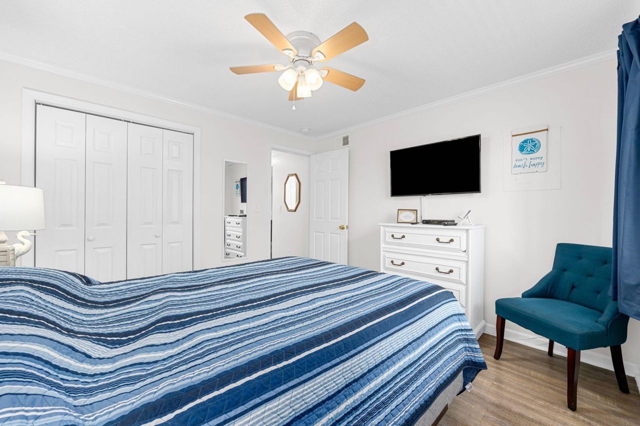 5600 Ocean Blvd. N Photo 16