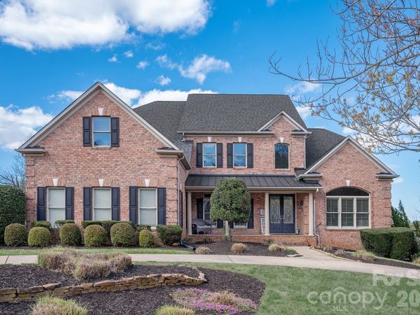 1048 Spyglass Lane, Waxhaw, NC 28173
