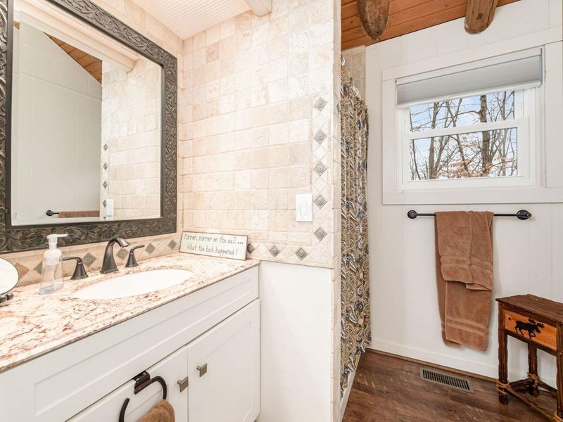 1060 Fox Lane , Sugar Grove, OH 43155 Photo 17