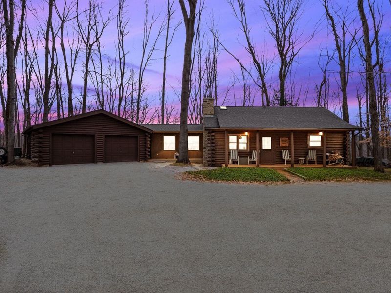 1060 Fox Lane , Sugar Grove, OH 43155 Photo 2