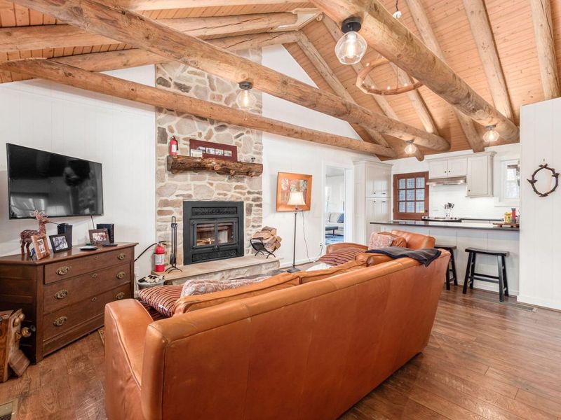 1060 Fox Lane , Sugar Grove, OH 43155 Photo 4