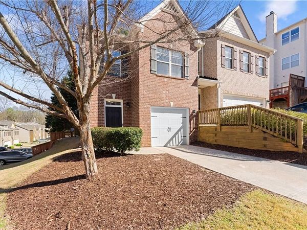 1203 Firethorne Pass , Cumming, GA 30040