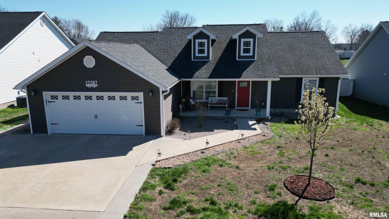 12387 Bermuda Drive, Marion, IL 62959 Main Photo