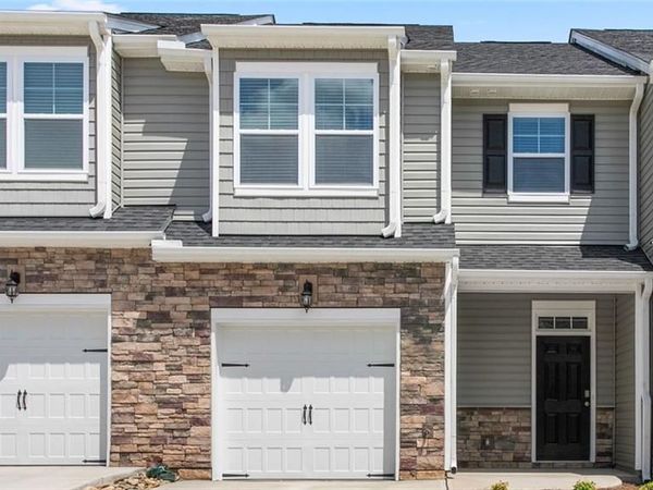 1661 Hallview Court, Kernersville, NC 27284