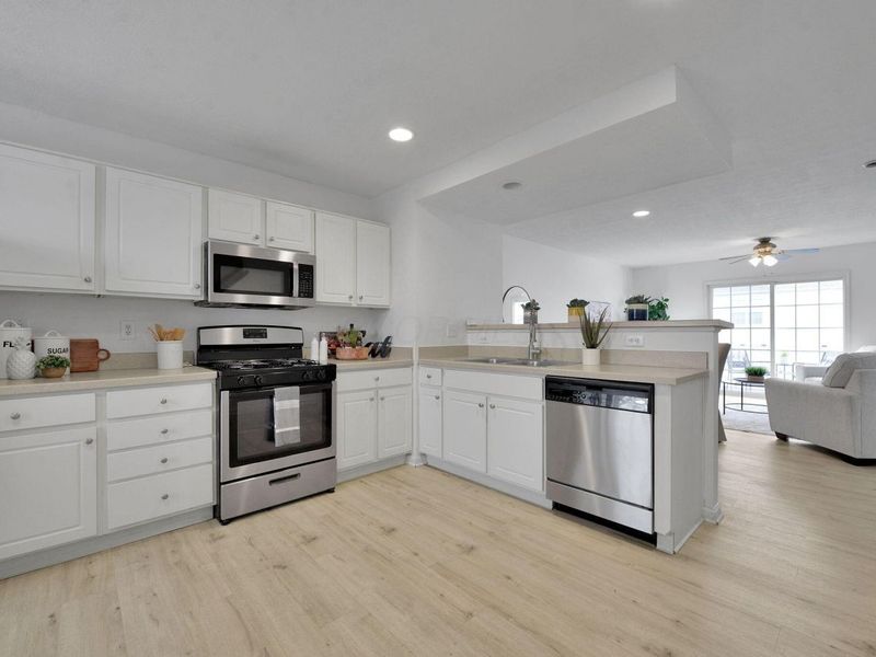 5583 Mesa Falls Street, Unit 15, Dublin, OH 43016 Photo 14