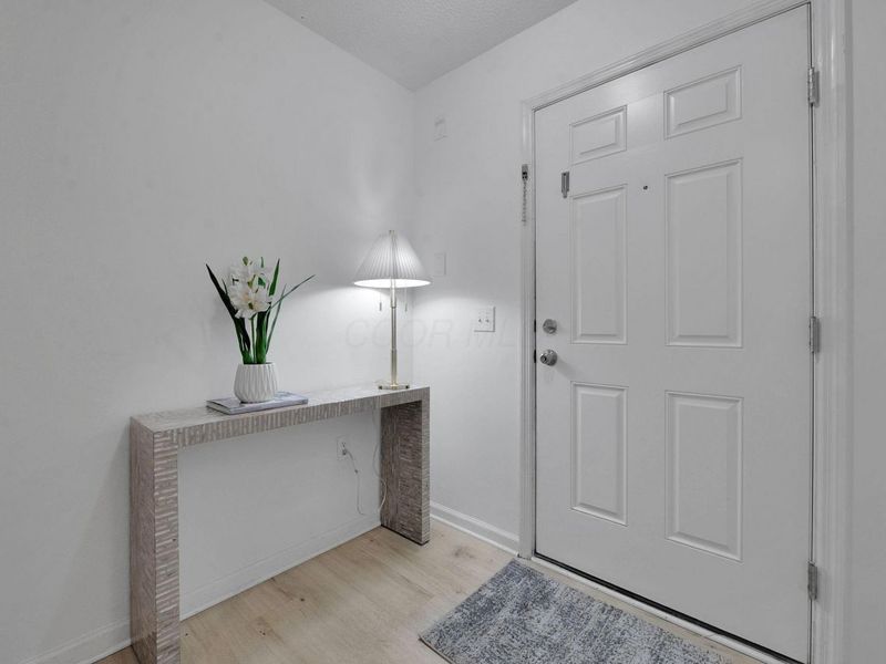 5583 Mesa Falls Street, Unit 15, Dublin, OH 43016 Photo 4