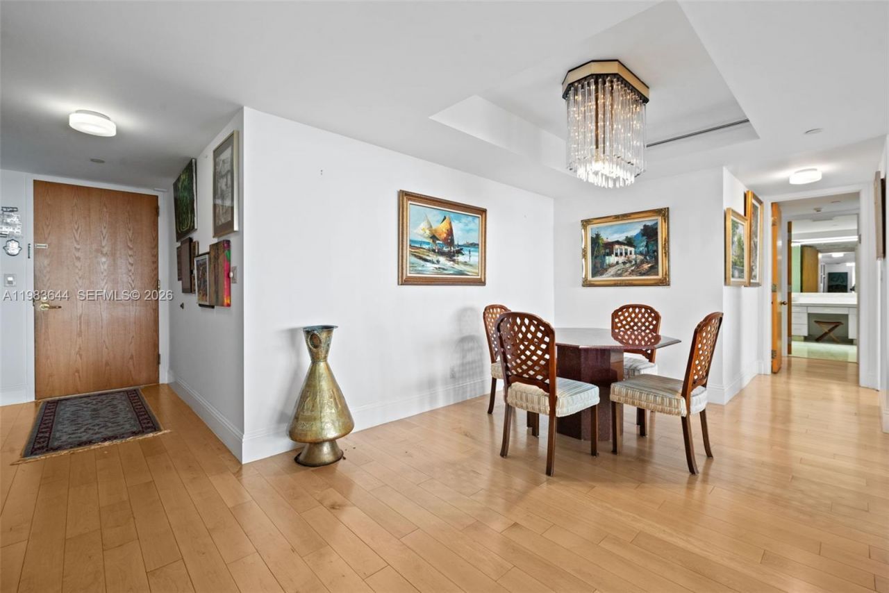 19500 Turnberry Way, Unit 16C, Aventura, FL 33180 Photo