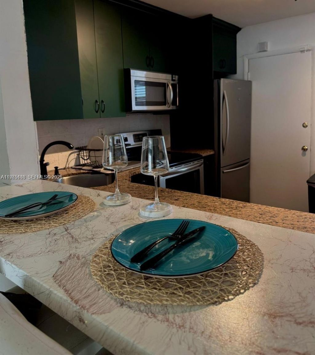 1530 NE 191st St , Unit 241, Miami, FL 33179 Photo