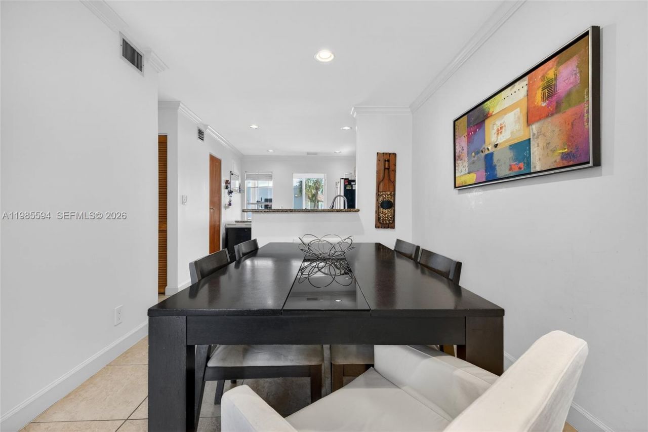 3777 NW 78th Ave , Unit 8F, Davie, FL 33024 Photo