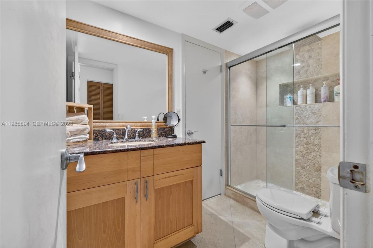 3777 NW 78th Ave , Unit 8F, Davie, FL 33024 Photo