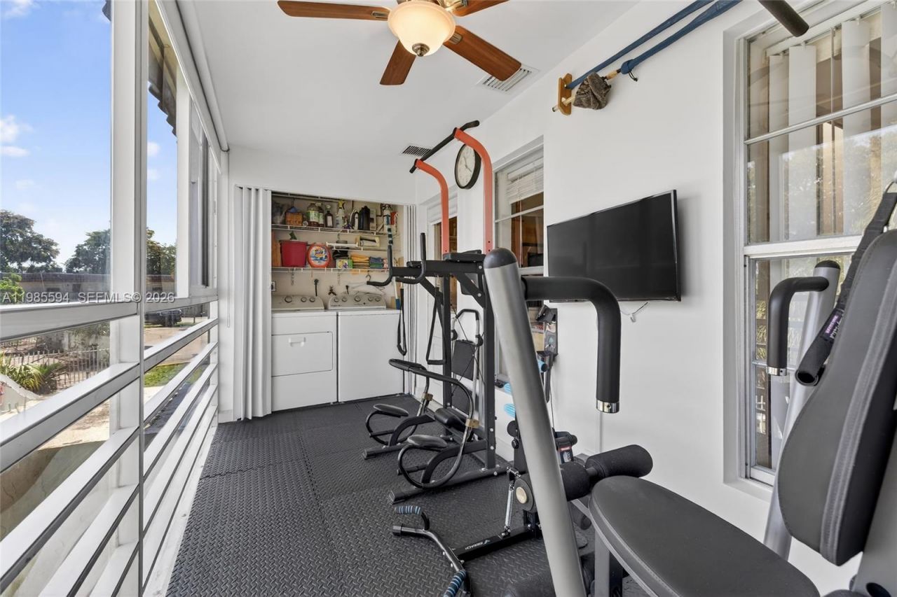 3777 NW 78th Ave , Unit 8F, Davie, FL 33024 Photo