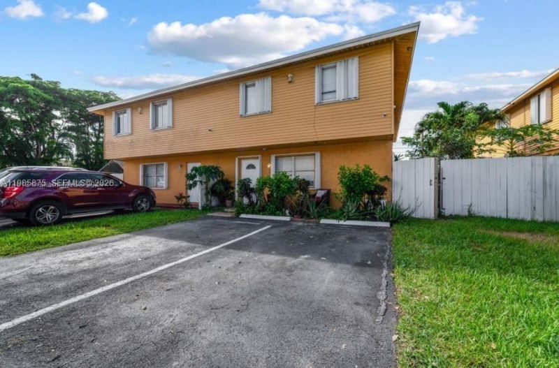 35 NE 12th Ave , Unit 35, Homestead, FL 33030 Photo