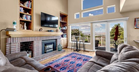 6194 Laurelwood Drive, Reno, NV 89519 Photo