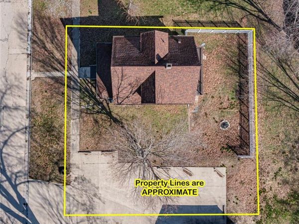 418 N 7th Street, Vandalia, IL 62471