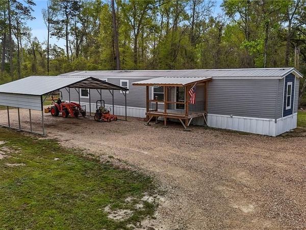 13156 WALKER Drive, Hammond, LA 70401