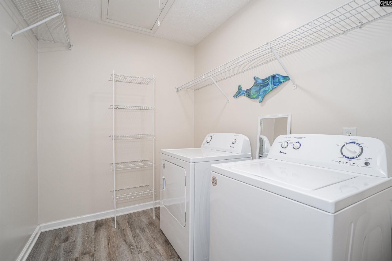 119 Barrington Drive Photo 13