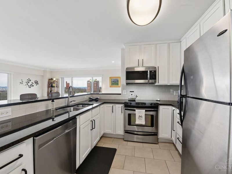 2200 Victory Parkway, Unit 1903, Cincinnati, OH 45206 Photo 17