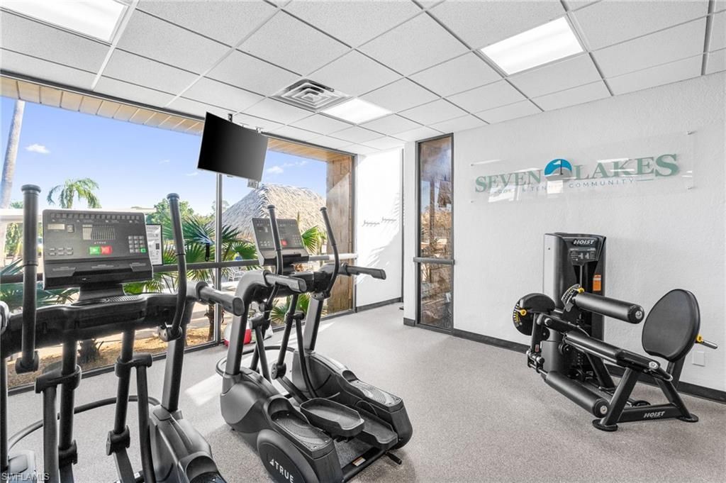 1660 Pine Valley Dr, Unit 104, Fort Myers, FL 33907 Photo