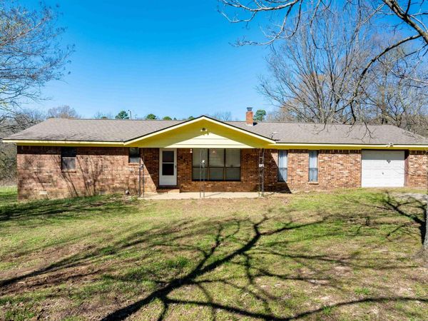 651 Golden Trail , Cave City, AR 72521