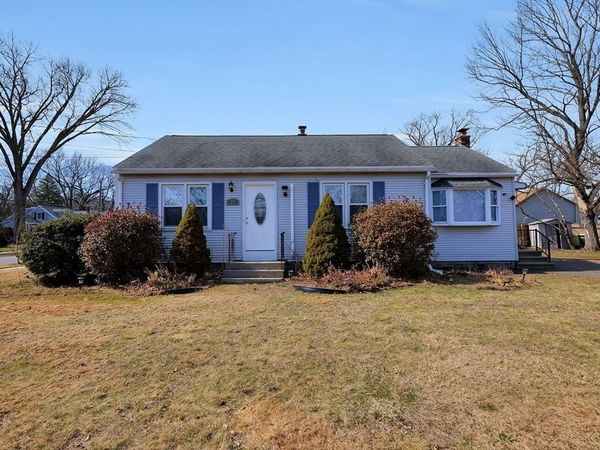 24 Herbert St, Longmeadow, MA 01106