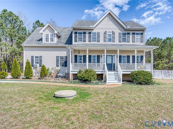 3800 Willow Creek Drive , Disputanta, VA 23842
