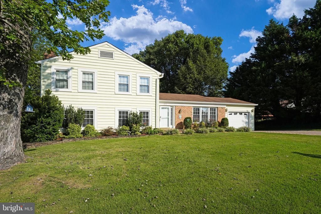 8702 Arley Drive, Springfield, VA 22153 Main Photo