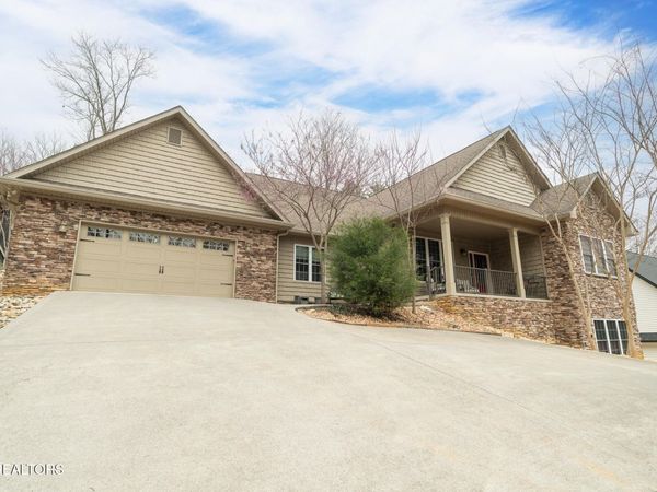 217 Wahuhu Lane, Loudon, TN 37774