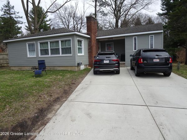 196 N Hagadorn Road, East Lansing, MI 48823