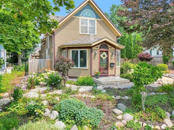 162 Wilson AVENUE, West Bend, WI 53090