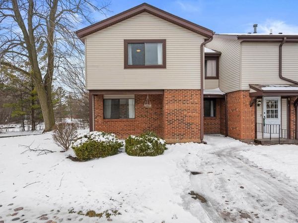 5835 Cambridge CIRCLE, Unit 1, Mount Pleasant, WI 53406