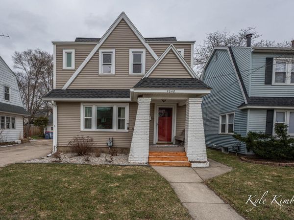 2048 College Avenue SE, Grand Rapids, MI 49507
