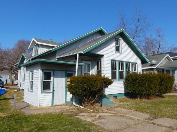 627 E Main Street, Benton Harbor, MI 49022