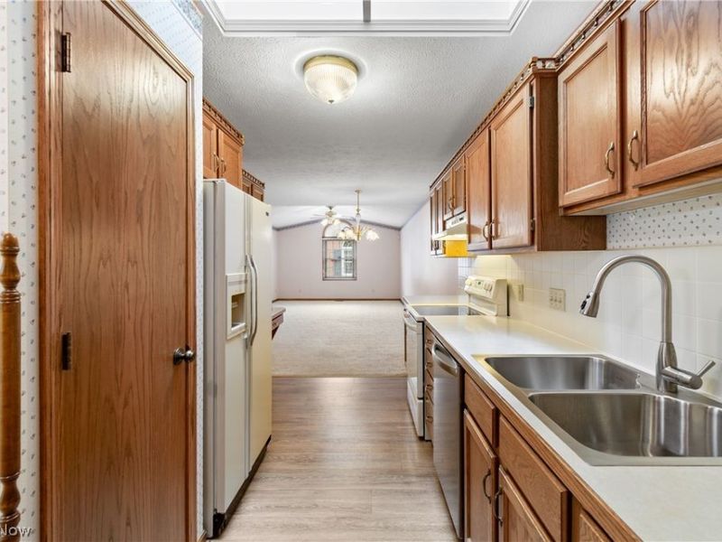 1529 Rhine River Road NW, Uniontown, OH 44685 Photo 15