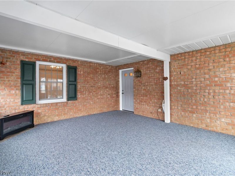 1529 Rhine River Road NW, Uniontown, OH 44685 Photo 4