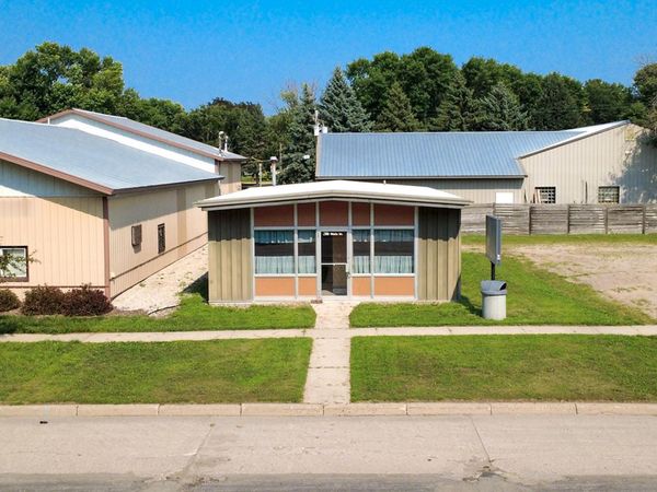 511 Main Street S, Hector, MN 55342