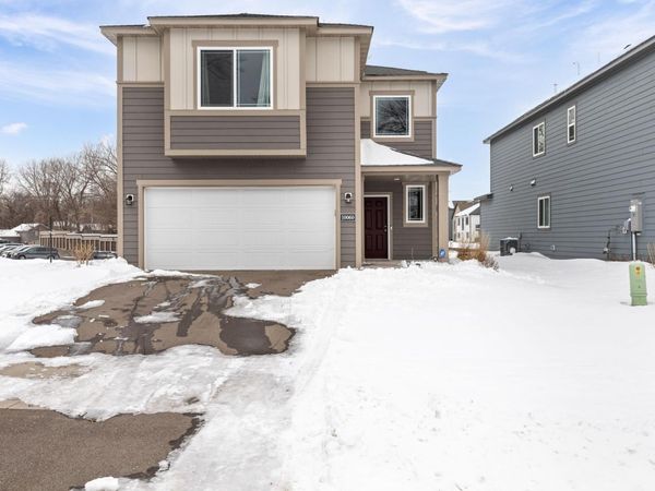 10060 Drake Street NW, Coon Rapids, MN 55433
