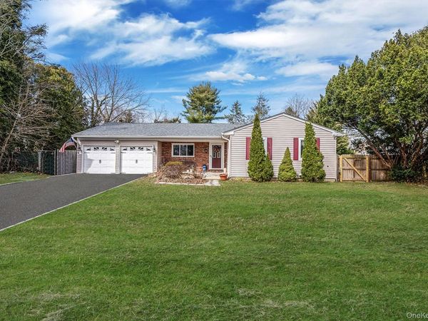 365 Clay Pitts Road, East Northport, NY 11731