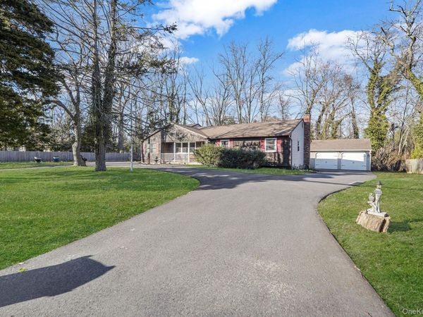 125 Lower Sheep Pasture Road , East Setauket, NY 11733