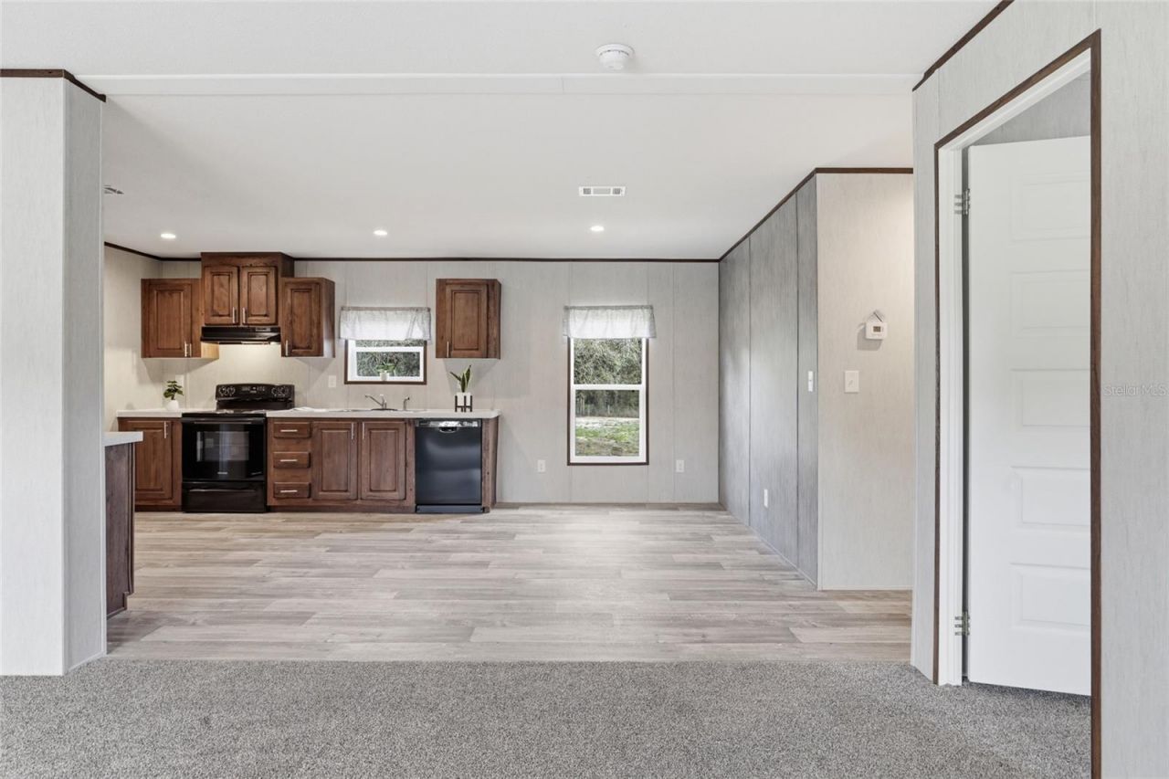 2231 SE 132nd Court , Morriston, FL 32668 Photo