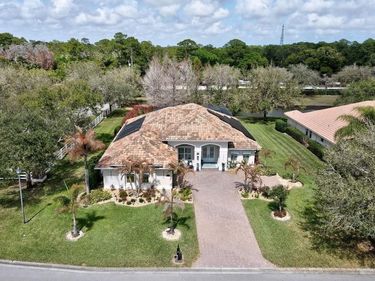 8260 MEREDITH PLACE , VERO BEACH, FL 32968