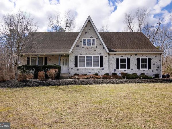 55 TAYLOR AVENUE, MILMAY, NJ 08340