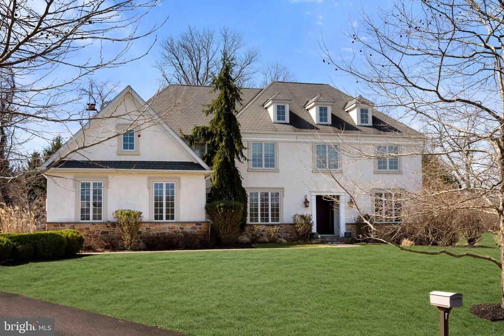 8 QUARTERMASTER ROAD, UPPER HOLLAND, PA 19053