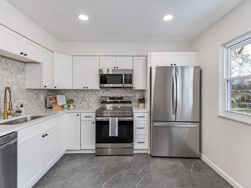 6495 Balsam Drive, Reynoldsburg, OH 43068 Photo 10