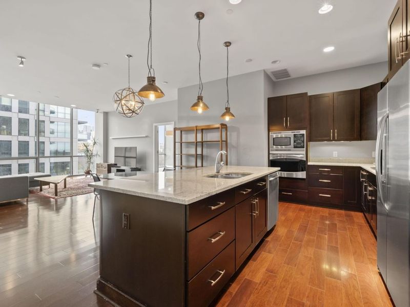 300 W Spring Street, Unit 401, Columbus, OH 43215 Photo 2