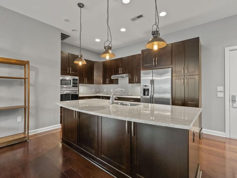 300 W Spring Street, Unit 401, Columbus, OH 43215 Photo 4