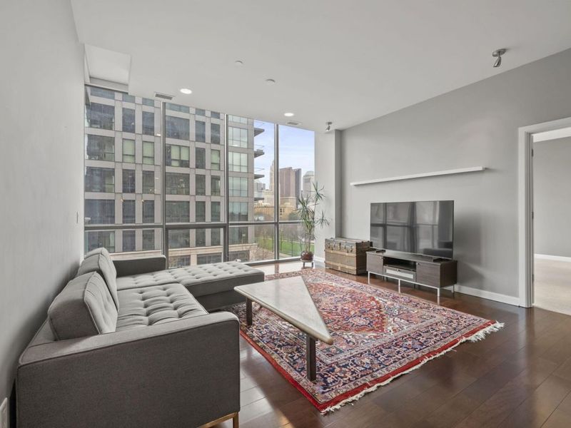 300 W Spring Street, Unit 401, Columbus, OH 43215 Photo 9