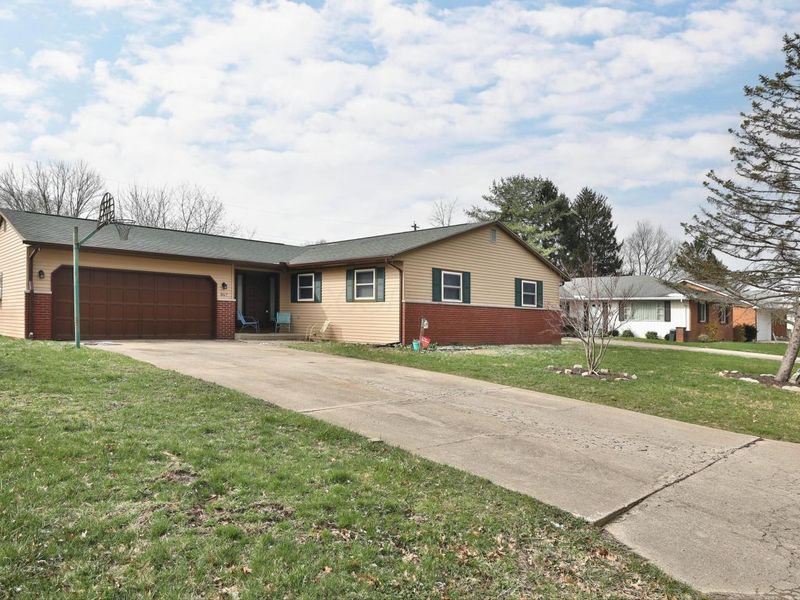 867 Overbrook Service Drive , Columbus, OH 43224 Photo 2